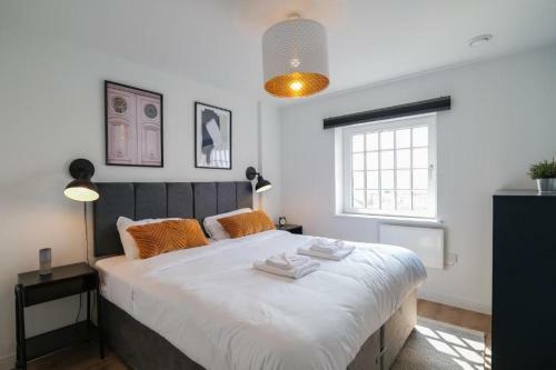 Modern Apartment In City Centre
