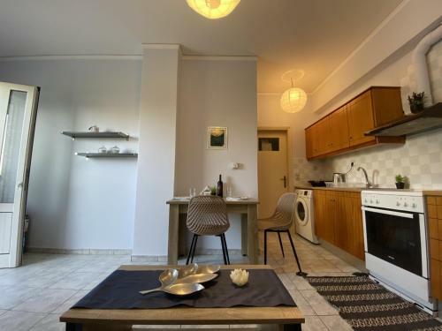 Alexandra's Apartments