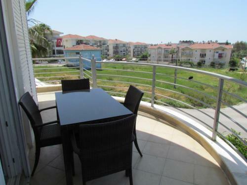 Side 3 Bedroom Apartment Alure