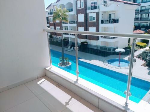 Apartamento Sidede Muhte?em Havuzlu 3+1 Dubleks