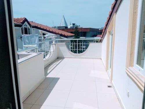 Apartamento Sidede Muhte?em Havuzlu 3+1 Dubleks