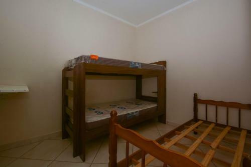 Casa Com Piscina A 200m Da Praia Do Tombo No Guaruj�