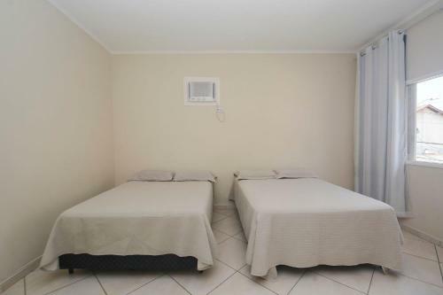 Casa Com Piscina A 200m Da Praia Do Tombo No Guaruj�