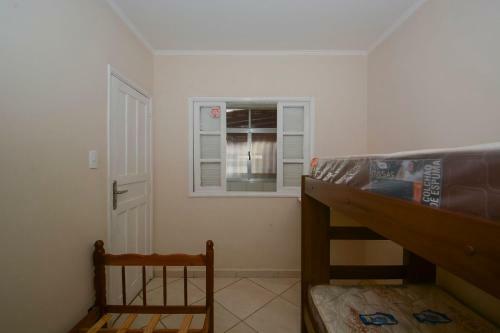 Casa Com Piscina A 200m Da Praia Do Tombo No Guaruj�