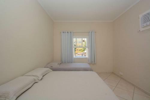 Casa Com Piscina A 200m Da Praia Do Tombo No Guaruj�