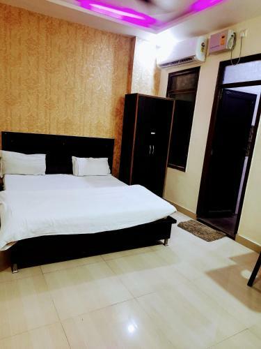Hotel Samrat