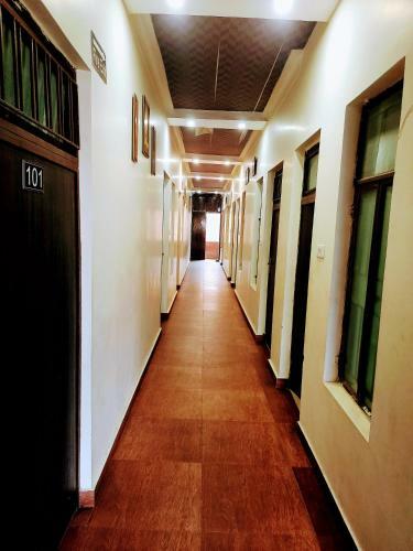 Hotel Samrat