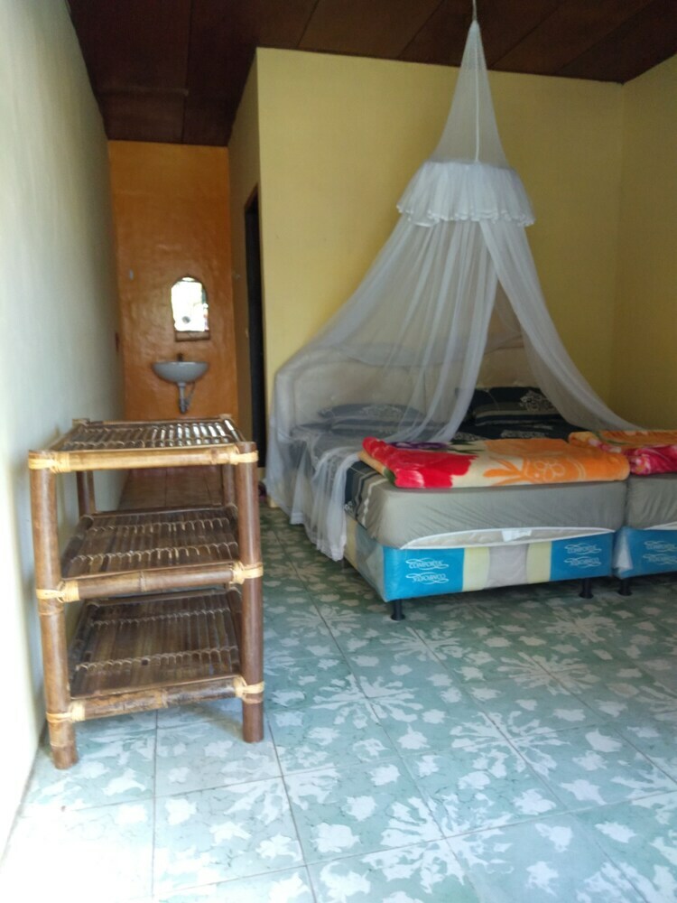 Hostal Merlyn Guest House
