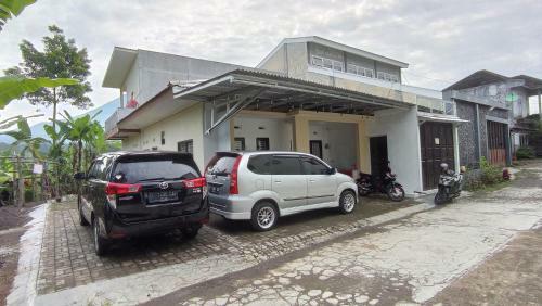 Homestay Bilqis Full House 4 Kamar 5 Bed