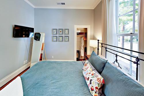 Orchard Manor
