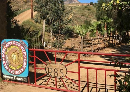 Lodge Rancho Tres Vistas (3 Views Ranch)