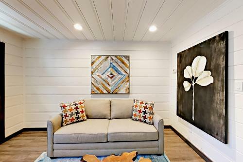 Manzanita Holiday 4