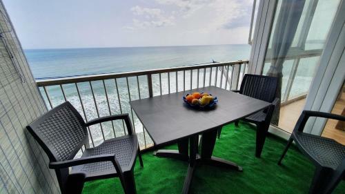 Apartamento Sobre Las Olas Del Mar