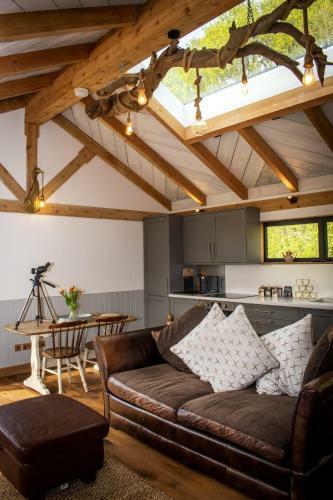 Meadow Hide - Hot Tub, Chichester