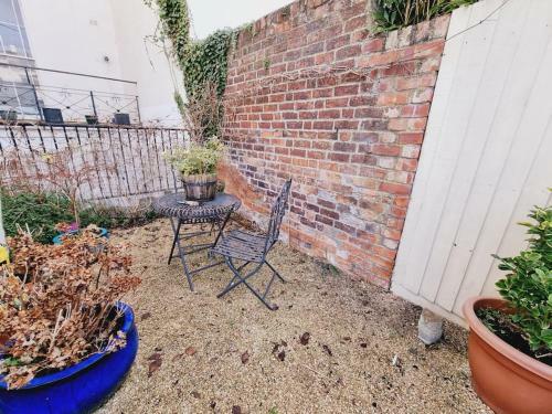 Gold Cup Apartment - Evesham Road