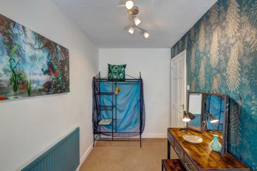 *new* Chester Canal Side 2 Bed Character Home