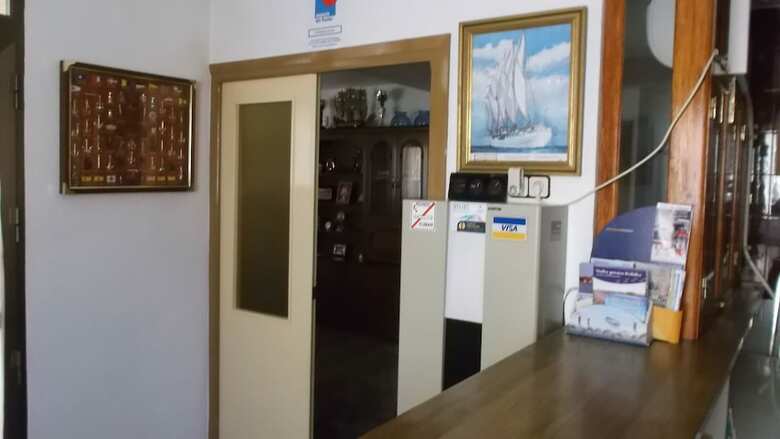 Hotel Arce