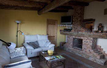 Hostal Observatorio De Aves Mas De Bu�ol