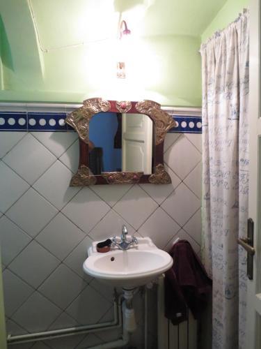 Hostal 1900 B&B Terrassa