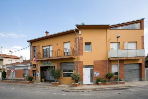 Hostal Amolls Restaurant I Habitacions