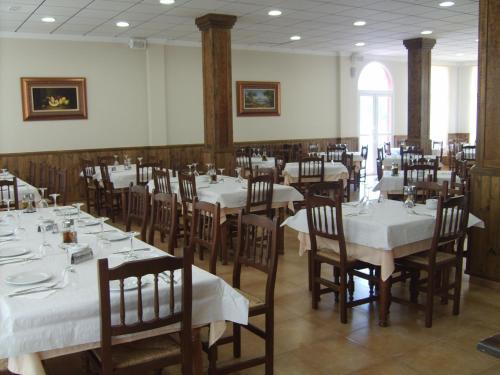 Hostal Pensi�n Venta De T�bar