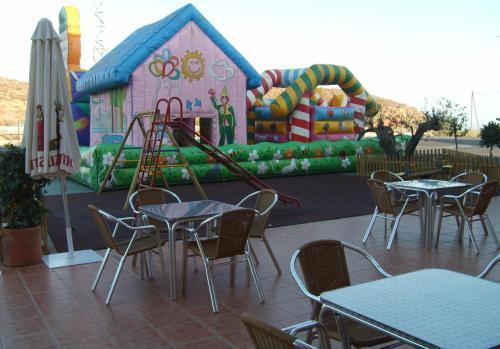 Hostal Pensi�n Venta De T�bar