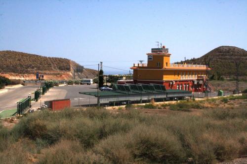 Hostal Pensi�n Venta De T�bar