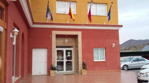 Hostal Pensi�n Venta De T�bar