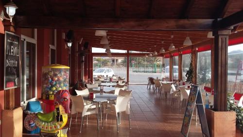 Hostal Pensi�n Venta De T�bar