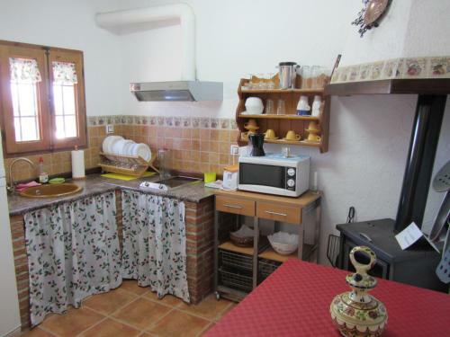 Cuevas El Balc�n De Orce