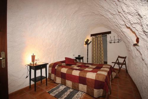 Cuevas El Balc�n De Orce