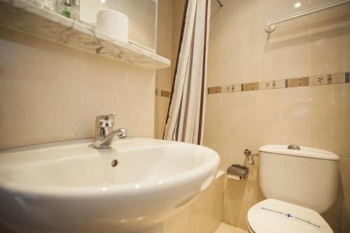 Hostal Carrera