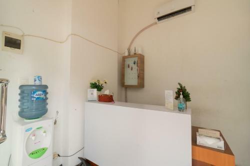 Hotel Reddoorz Apartment At Gunung Putri Square