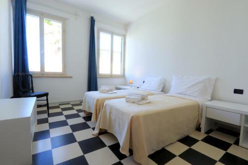 Hostal Bed & Parking Cecina Rooms