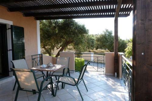 Oneira Villas N4
