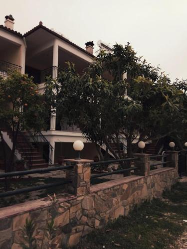 Ourania's Apartment 2