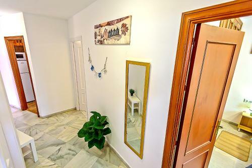 Plaza De C�rcel 3-bedroom Apartment