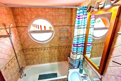 Plaza De C�rcel 3-bedroom Apartment