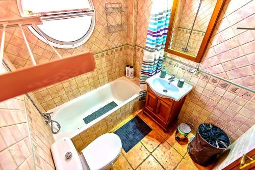 Plaza De C�rcel 3-bedroom Apartment