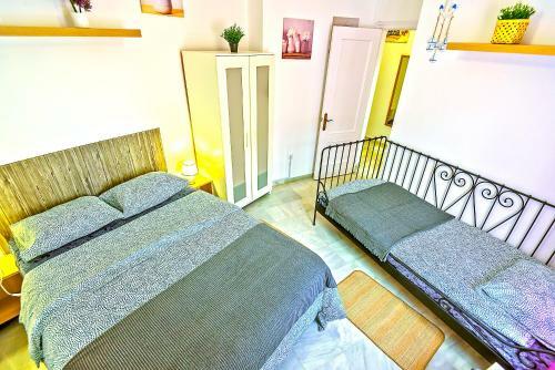 Plaza De C�rcel 3-bedroom Apartment