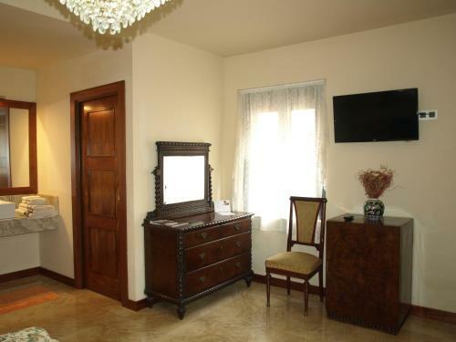 Hotel Rural Las �guedas