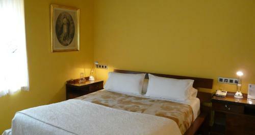Hotel Rural Las �guedas