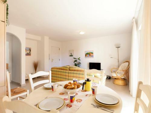 Apartment Cascadas De La Marina 3