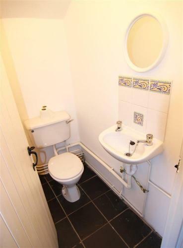 Former Farmhouse Nr Harlech 4043