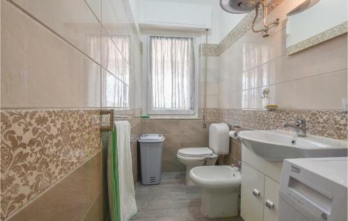 Stunning Apartment In Giarre With Wifi And 2 Bedrooms