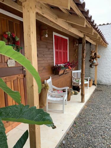Chal� Maria Mole