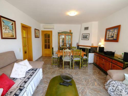 Villa Cala Almadrava