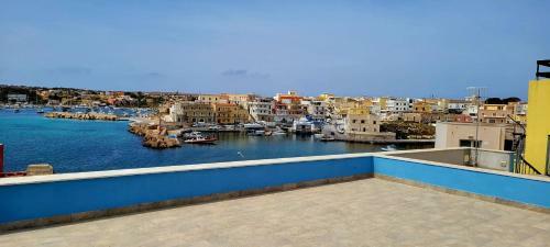 Il Maestro Di Nodi - Casa Vista Mare