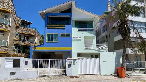 Casa De Praia Multifamiliar Em 4 Ilhas