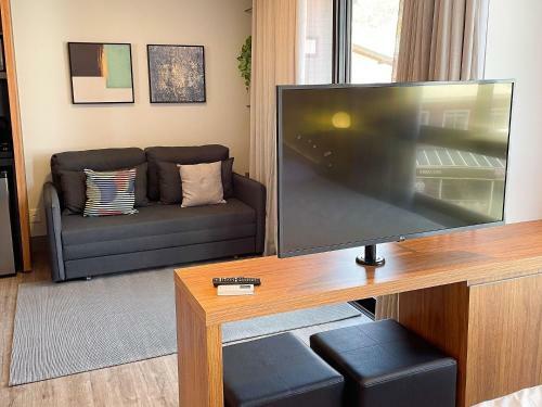 Apartamento Aion Su�tes No Centro De Bombinhas - Moderno Loft Com Localiza��o Central
